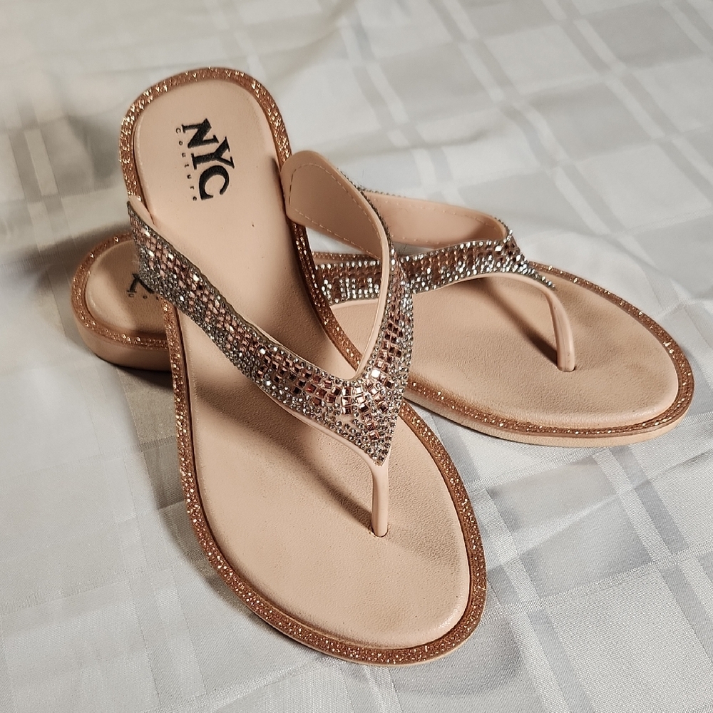 🧑‍🎄10/10🧑‍🎄NYC Women's Sparkling Tan Sandals